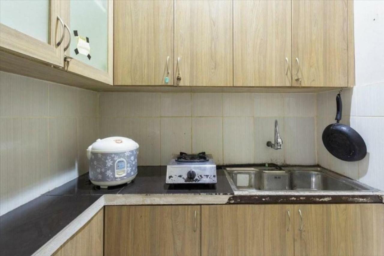 Reddoorz Plus Near Lippo Cikarang Mall Bekasi Esterno foto